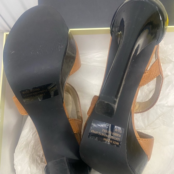 Michael Kors Fulton Madras platform heels - Picture 7 of 9